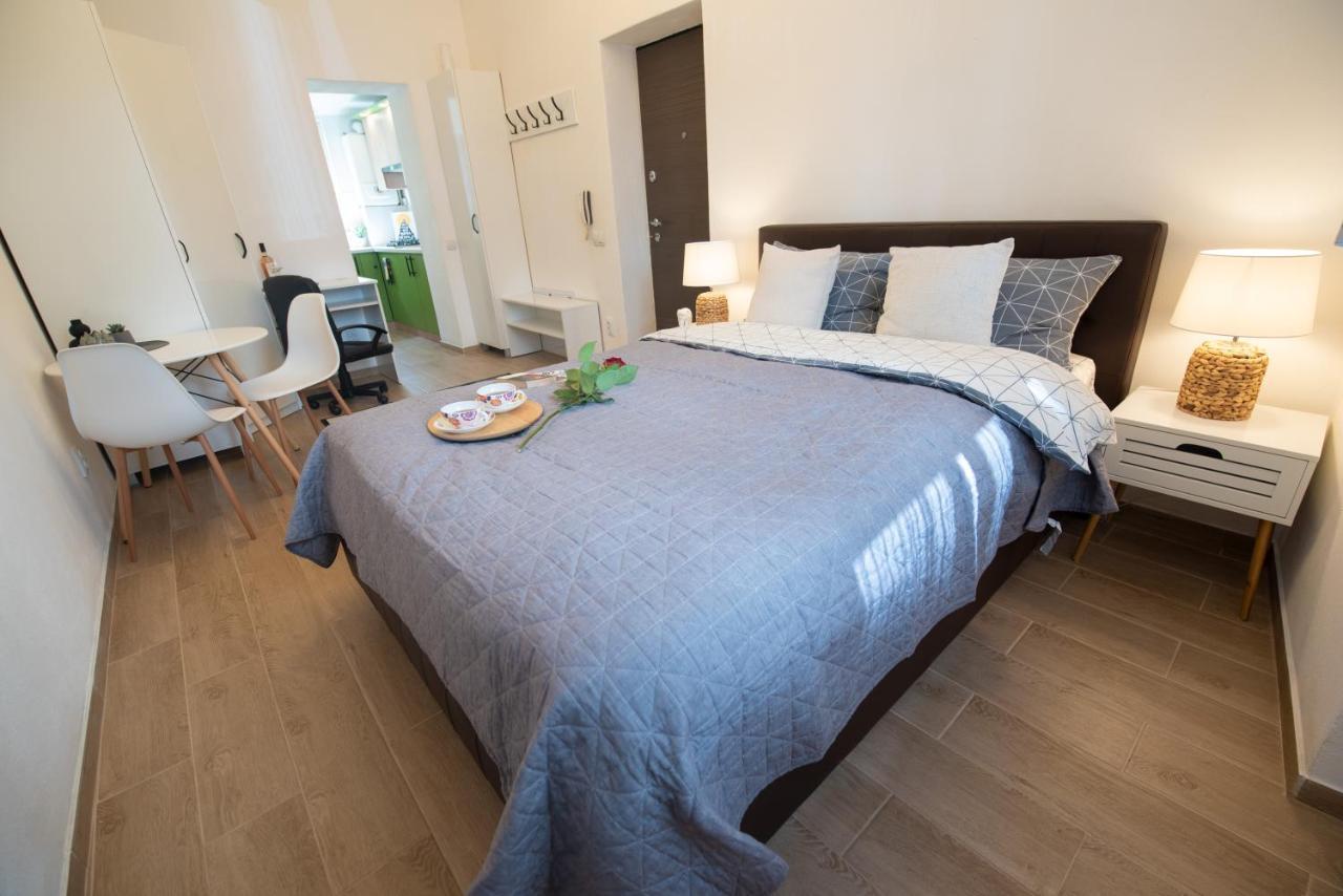 Central Bright Apartment Cluj-Napoca Extérieur photo