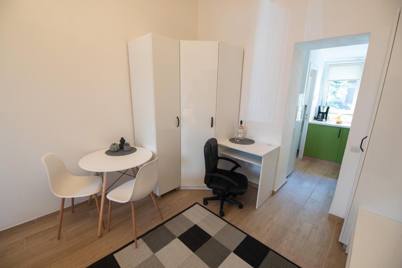 Central Bright Apartment Cluj-Napoca Extérieur photo